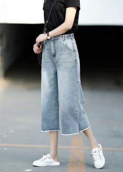 Elegantly Styled Trousers for Everyday Wear