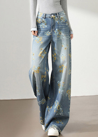 Effortlessly Elegant Pants with a Timeless Design