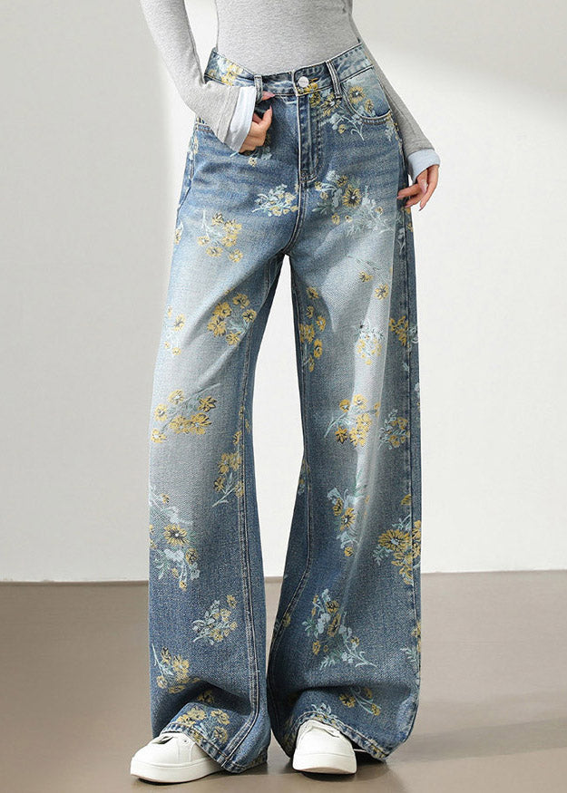 Effortlessly Elegant Pants with a Timeless Design