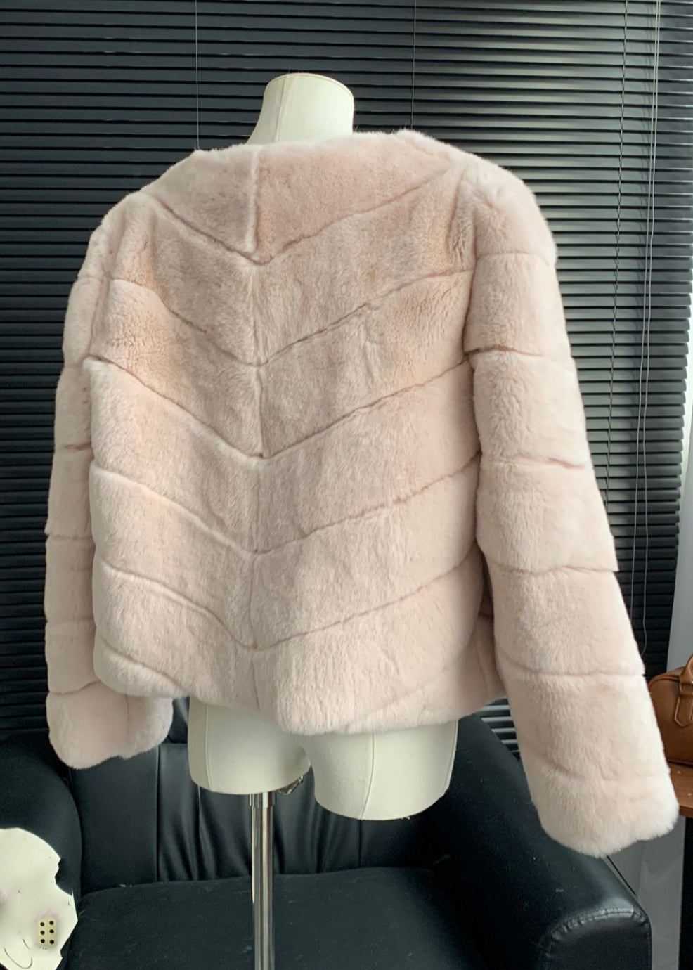 Elegantly Styled Coat for Everyday Wear