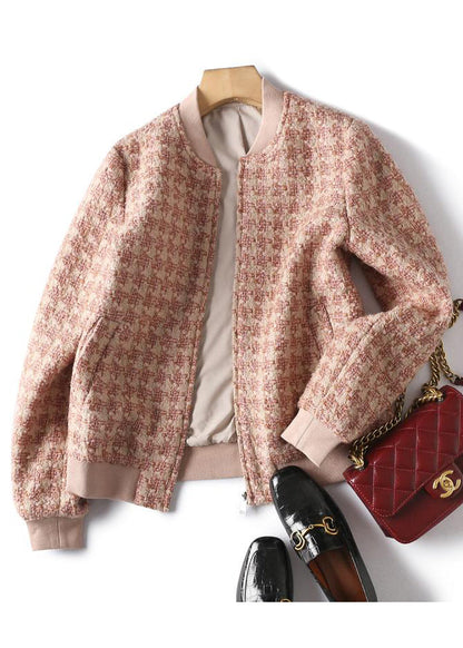 Effortlessly Elegant Coat with a Timeless Design