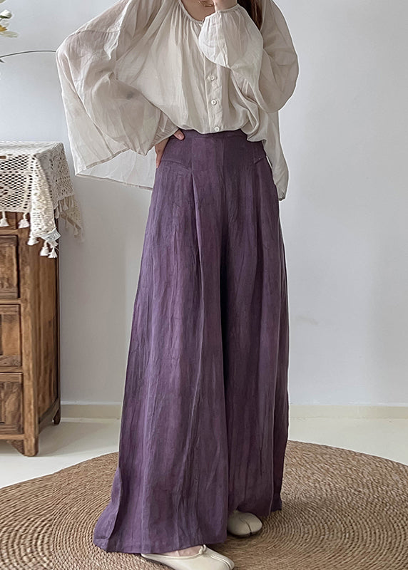 Well Tailored Trousers with a Graceful Silhouette