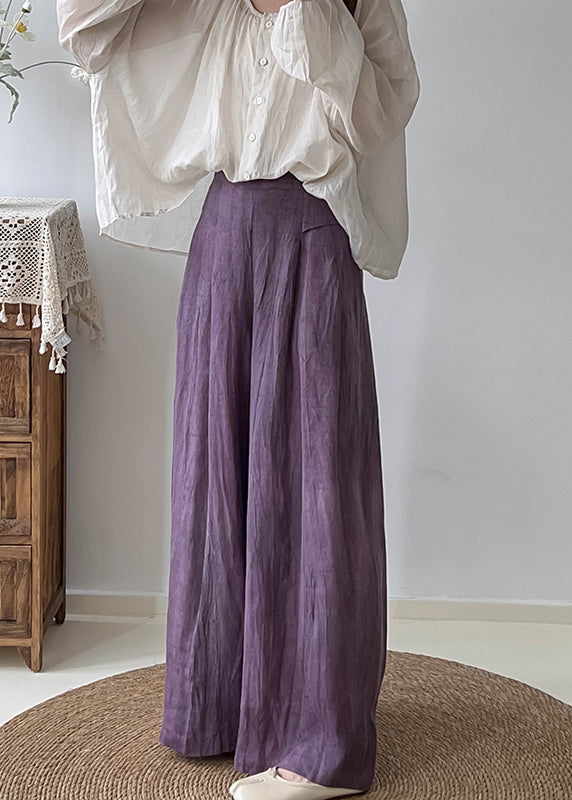 Well Tailored Trousers with a Graceful Silhouette