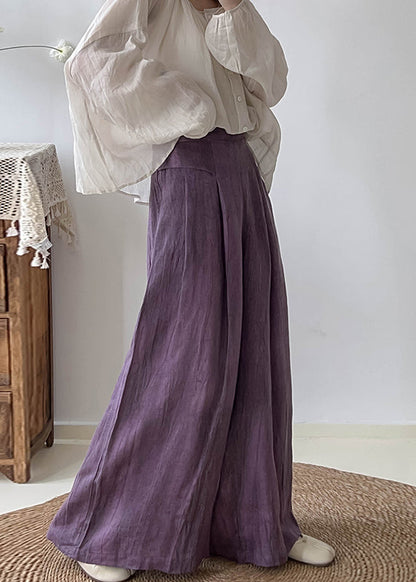 Well Tailored Trousers with a Graceful Silhouette