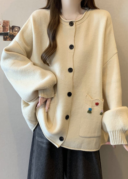 Elegantly Styled Cardigan for Everyday Wear