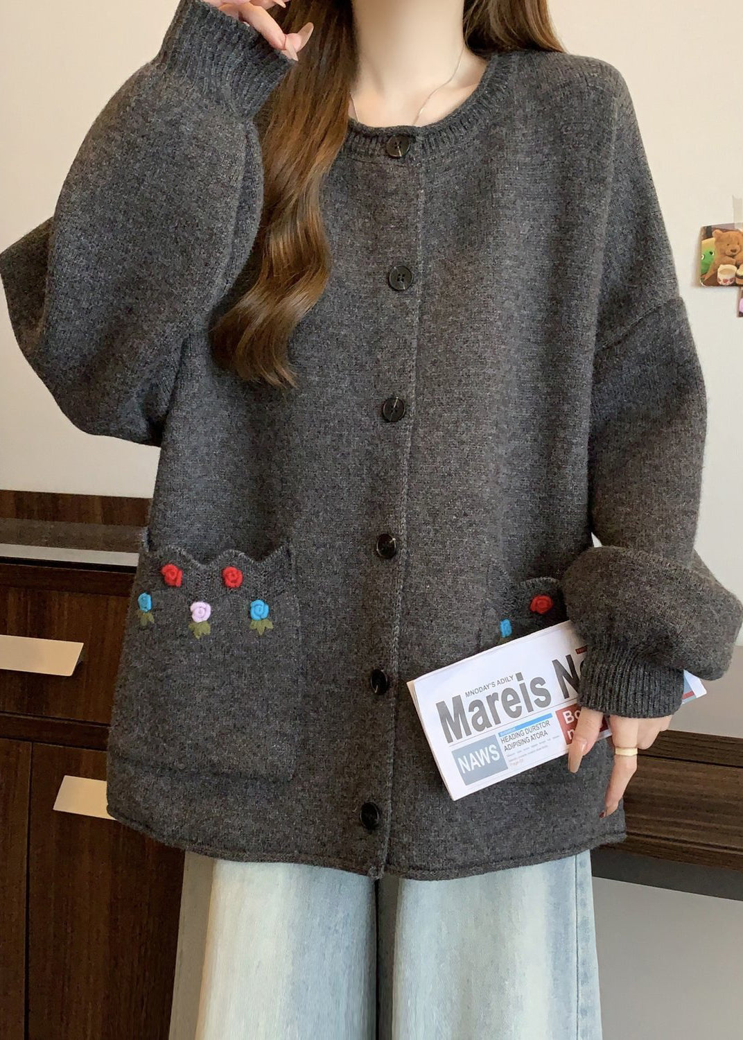Gracefully Styled Cardigan for Any Occasion
