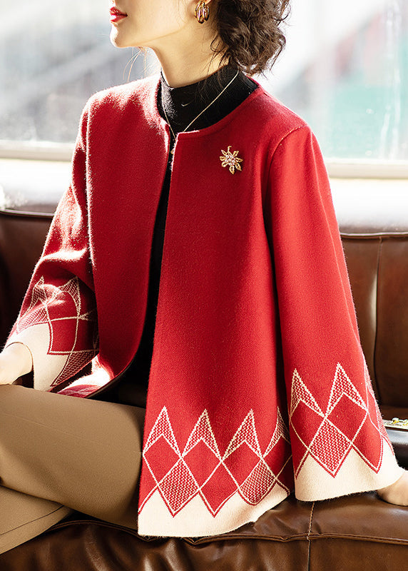 Gracefully Styled Cardigan for Any Occasion