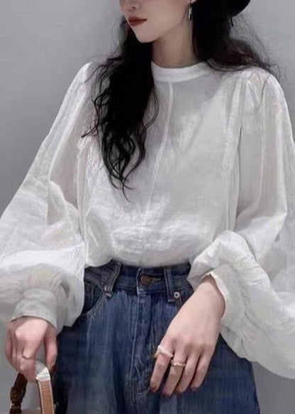Well Tailored Shirt with a Graceful Silhouette