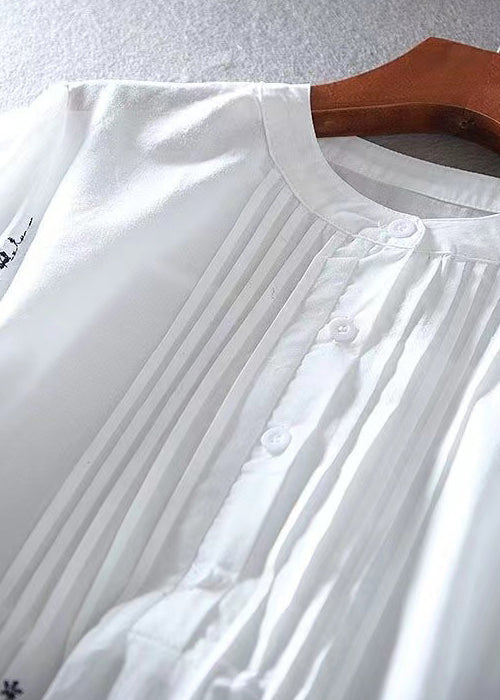 Beautifully Crafted Blouse in a Classic Style