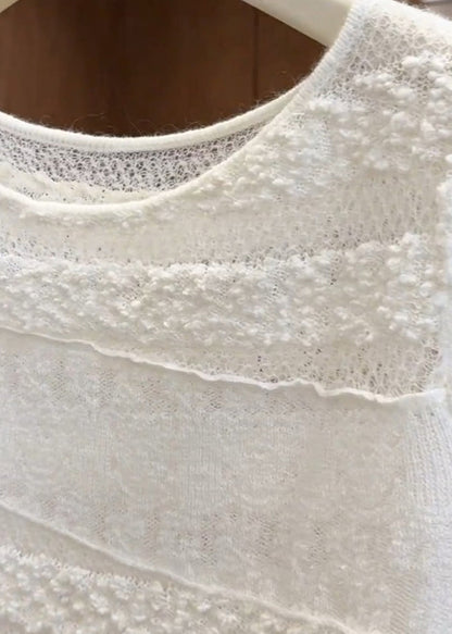 Classic Vintage Blouse with a Flattering Fit