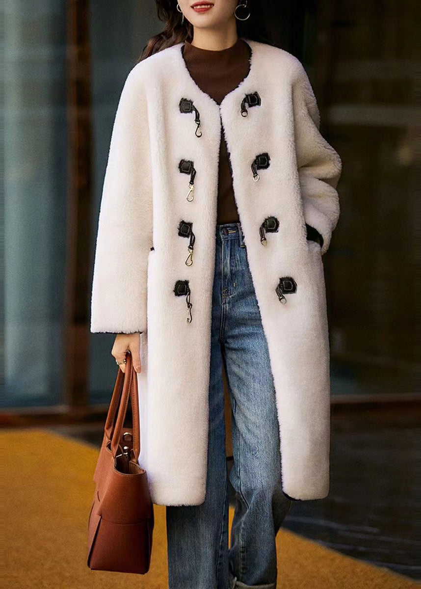 Sophisticated Coat with a Clean Classic Look