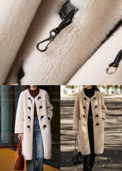 Sophisticated Coat with a Clean Classic Look