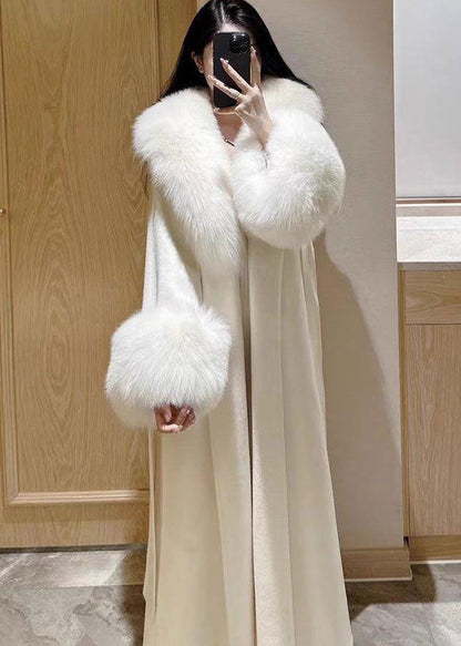 Beautifully Finished Coat in a Timeless Design
