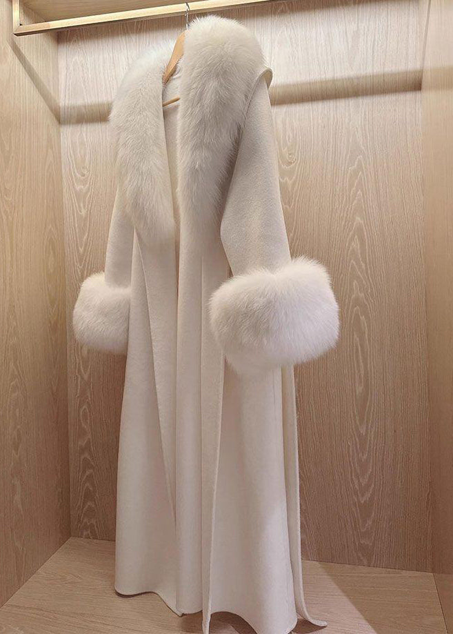 Beautifully Finished Coat in a Timeless Design