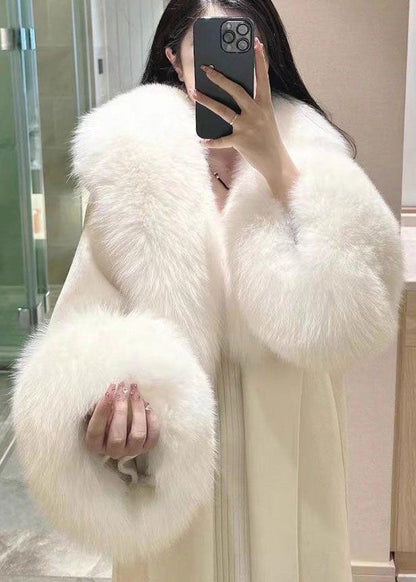 Beautifully Finished Coat in a Timeless Design