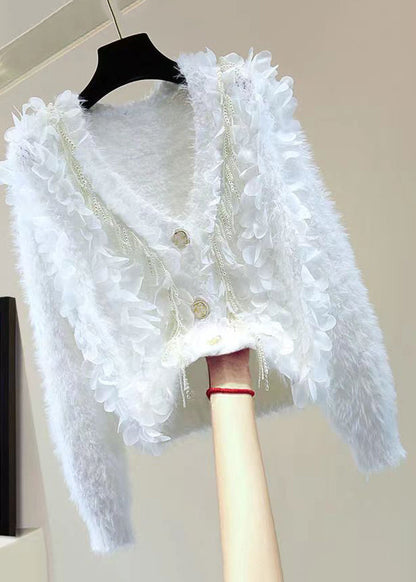 Elegantly Styled Cardigan for Everyday Wear