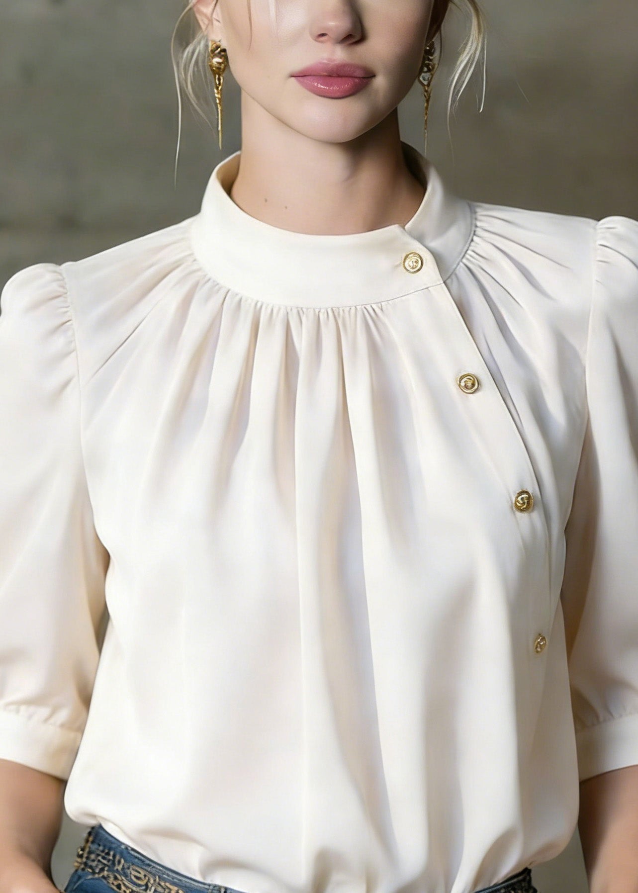 Beautifully Crafted Shirt in a Classic Style