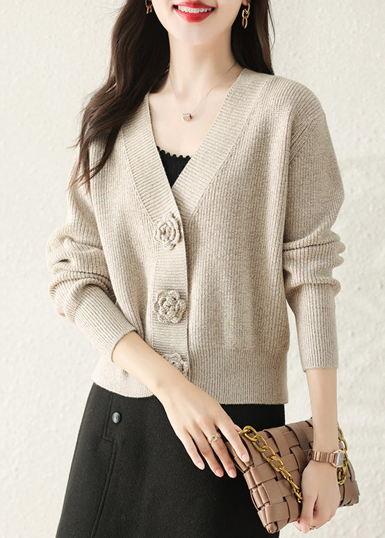 Gracefully Styled Cardigan for Any Occasion