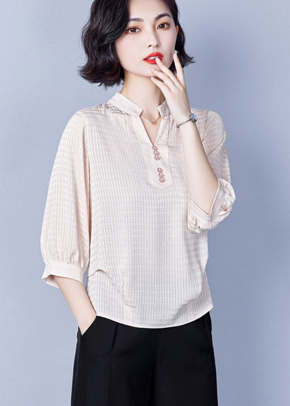 Elegantly Styled Shirt for Everyday Wear