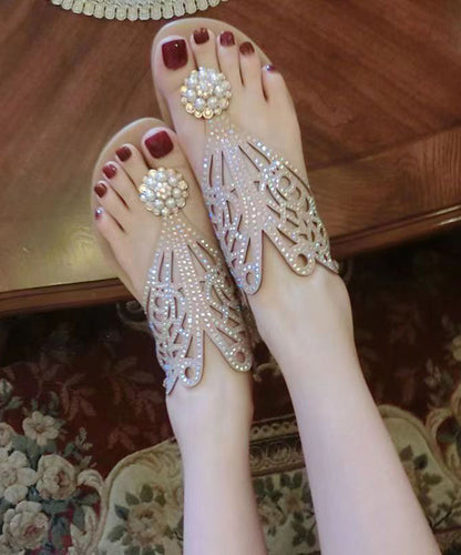 Graceful Orthopedic Sandals for Modern Look