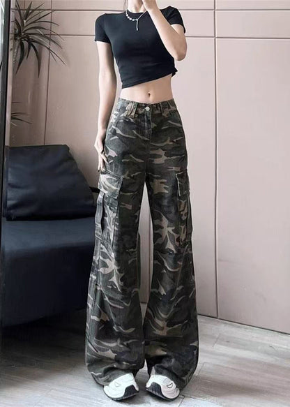 A Vintage Style Pants with Delicate Timeless Details