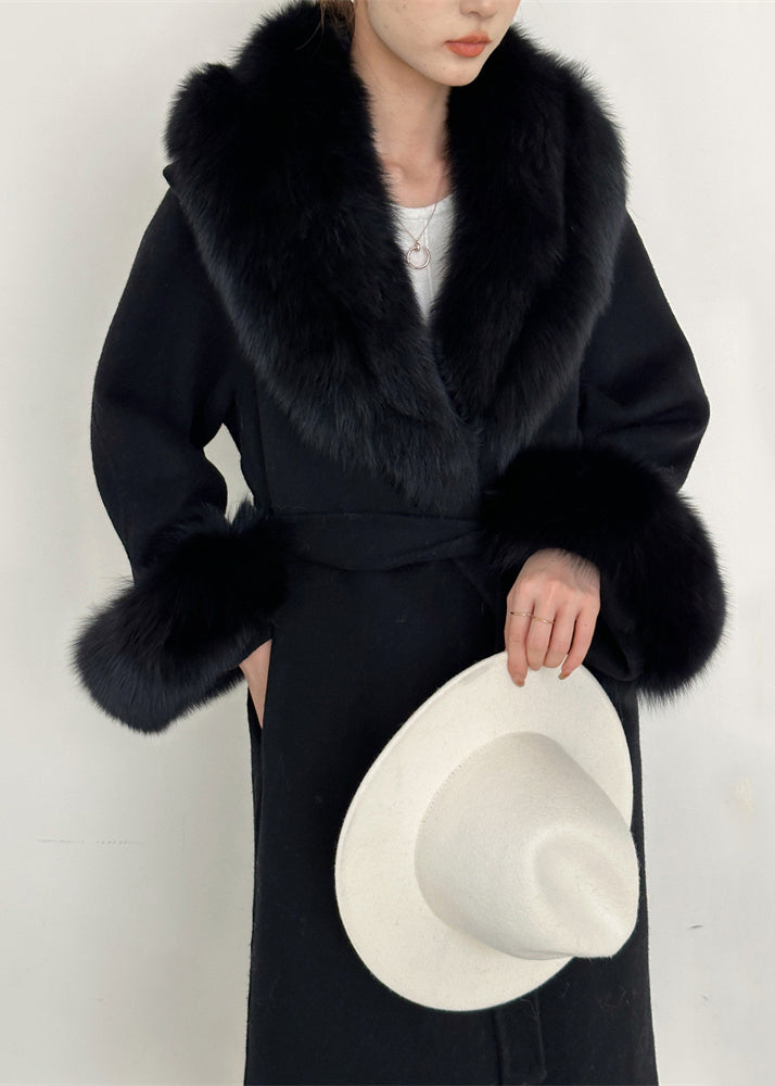 Gracefully Styled Coat for Any Occasion