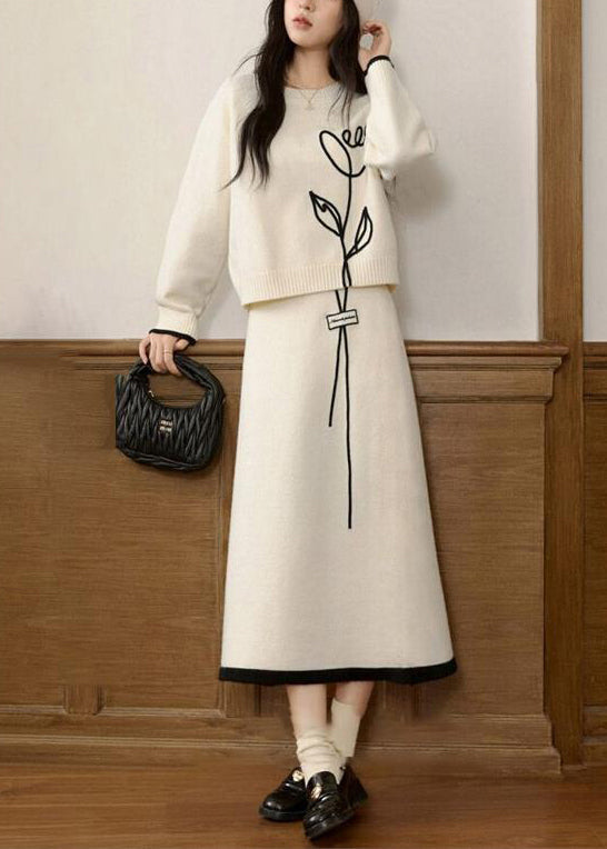 Well Tailored Sweater with a Graceful Silhouette