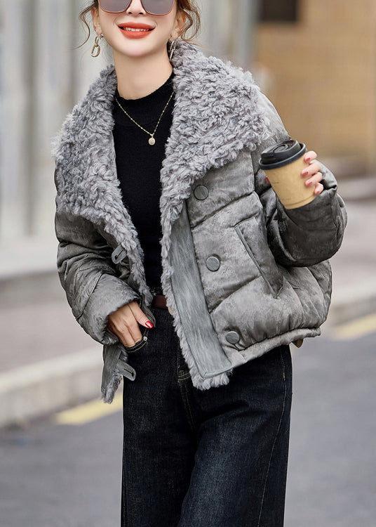 Gracefully Styled Jacket for Any Occasion