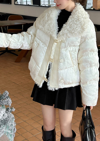 Gracefully Styled Jacket for Any Occasion