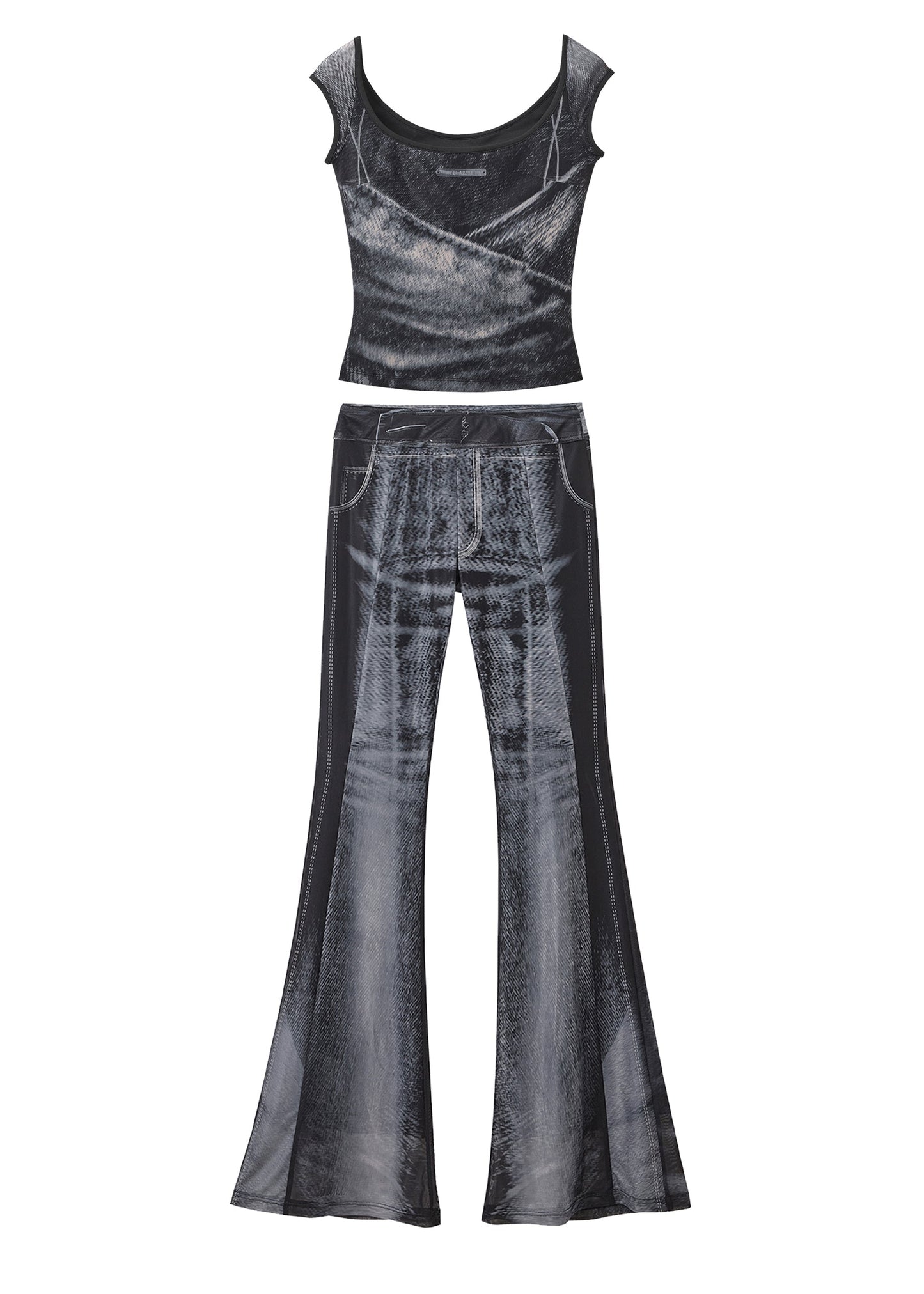 Well Tailored Garment with a Graceful Silhouette