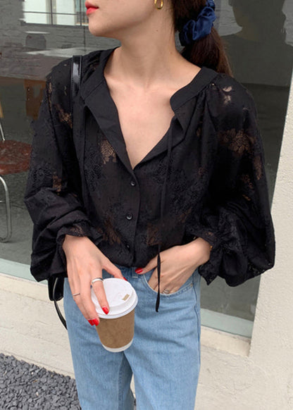 Well Tailored Blouse with a Graceful Silhouette