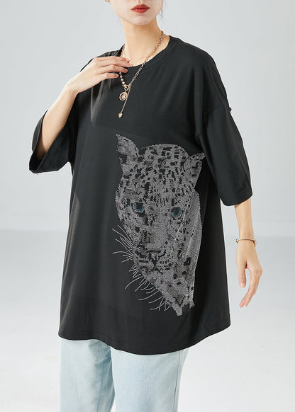 Classic Vintage Garment with a Flattering Fit