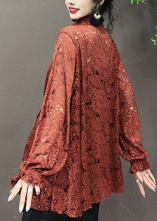 Classic Vintage Blouse with a Flattering Fit