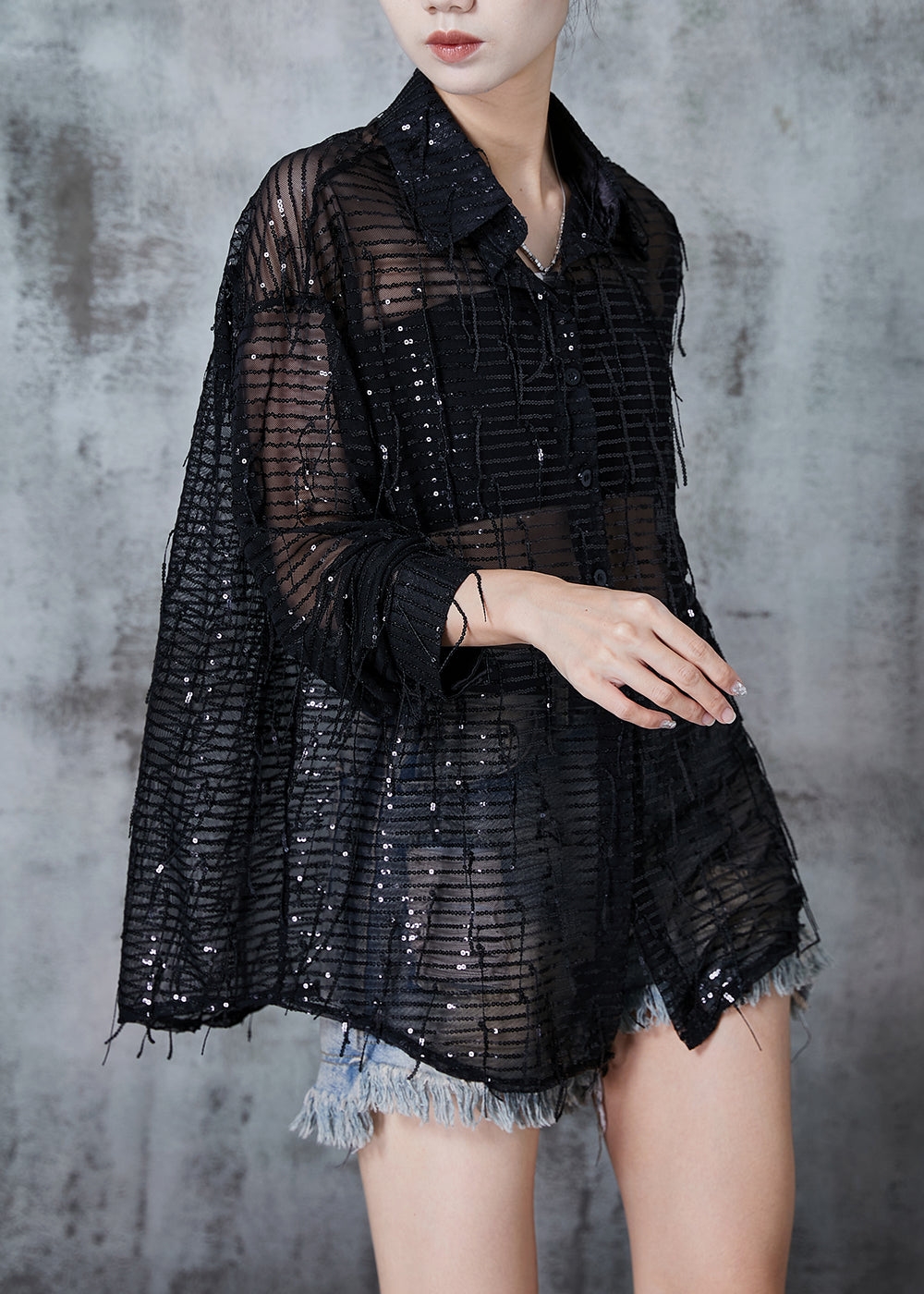 Beautifully Finished Top in a Timeless Design