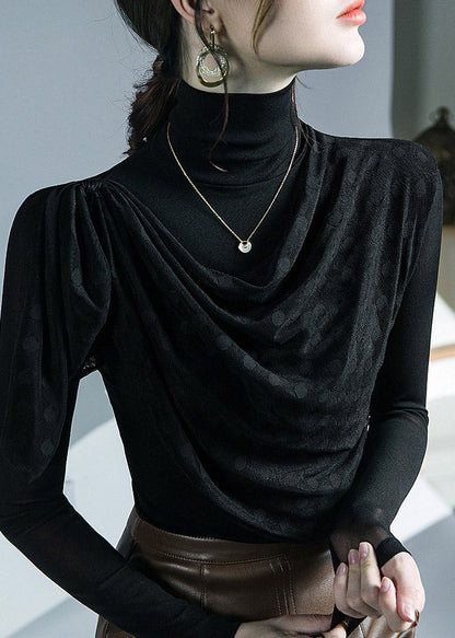 Beautifully Finished Top in a Timeless Design