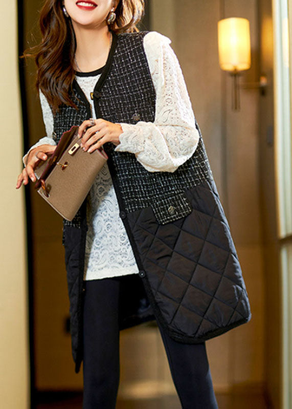 Well Tailored Coat with a Graceful Silhouette