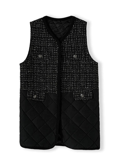 Well Tailored Coat with a Graceful Silhouette