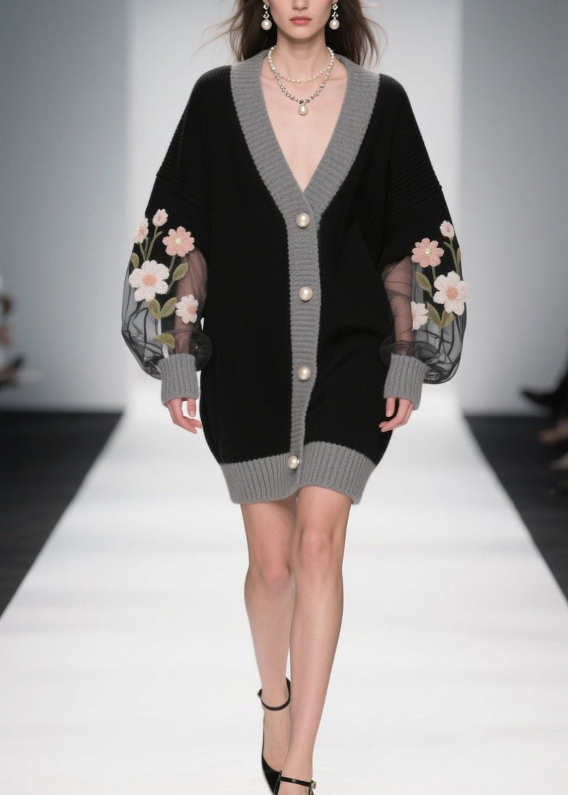 Effortlessly Elegant Cardigan with a Timeless Design