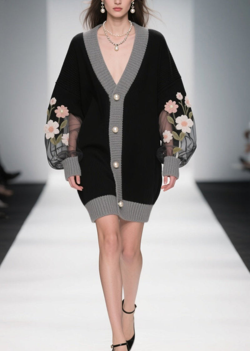 Effortlessly Elegant Cardigan with a Timeless Design