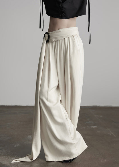 Classic Vintage Pants with a Flattering Fit