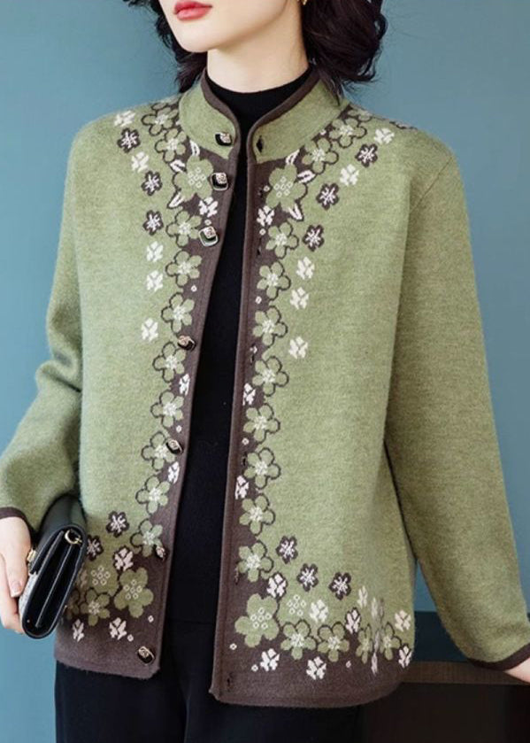 A Vintage Style Coat with Delicate Timeless Details