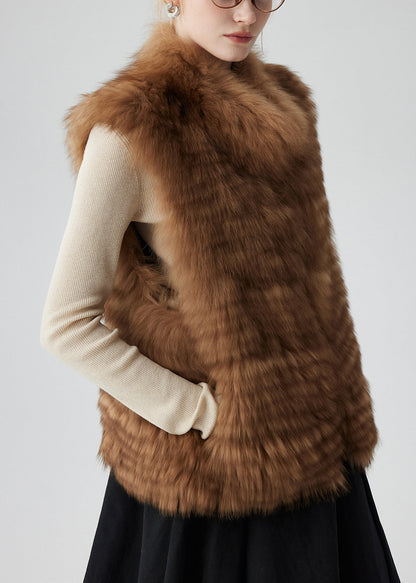 Gracefully Styled Coat for Any Occasion