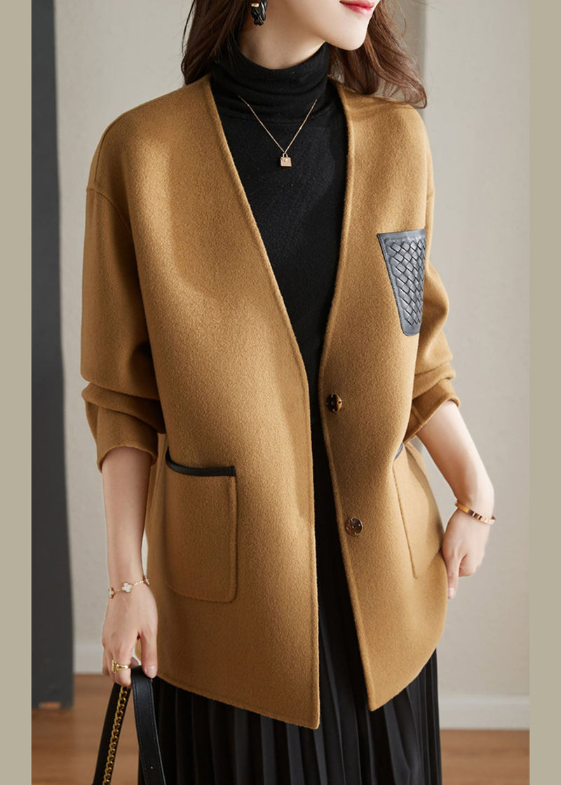 Effortlessly Elegant Coat with a Timeless Design