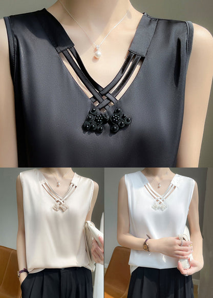 Well Tailored Garment with a Graceful Silhouette
