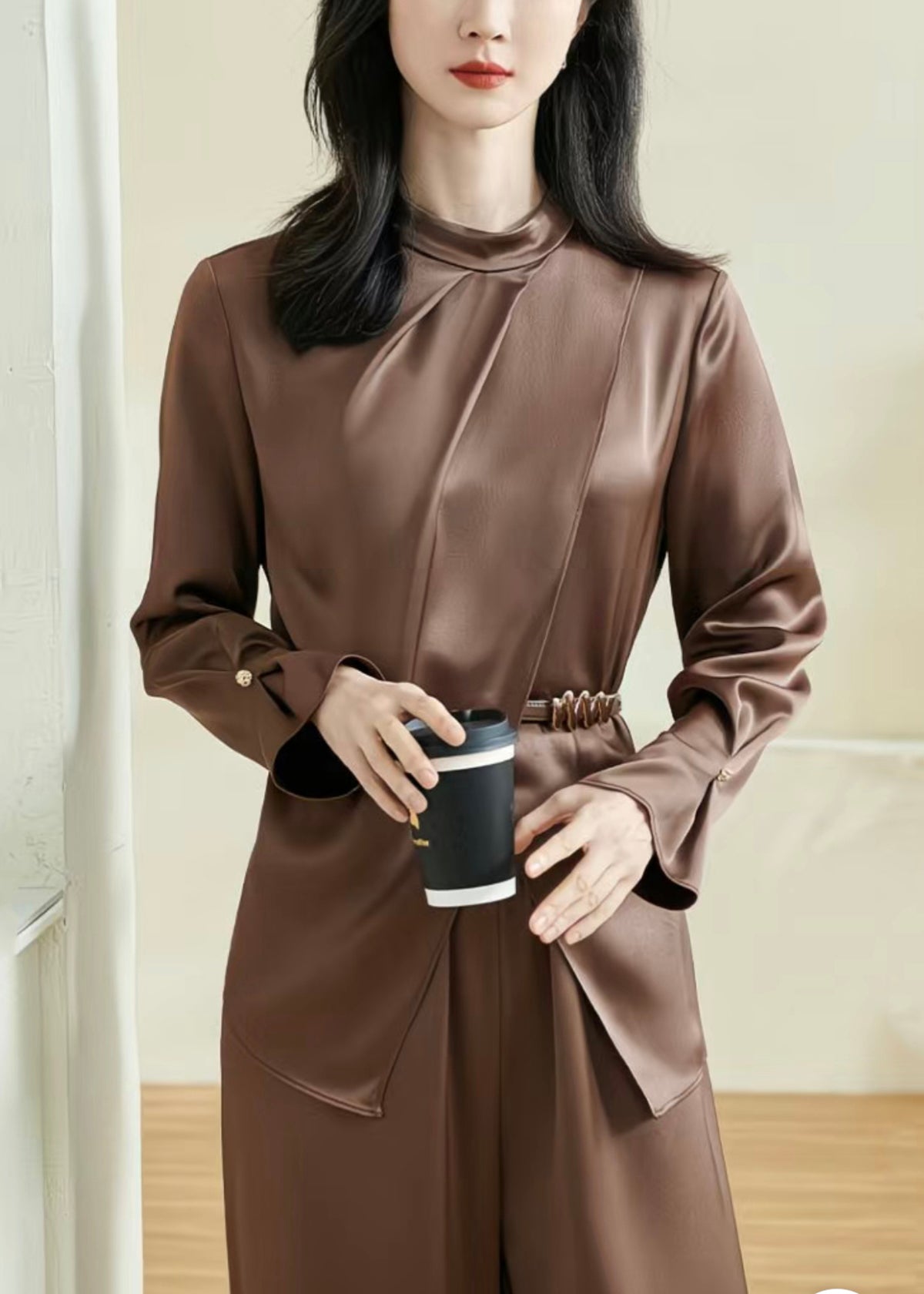 Effortlessly Elegant Shirt with a Timeless Design