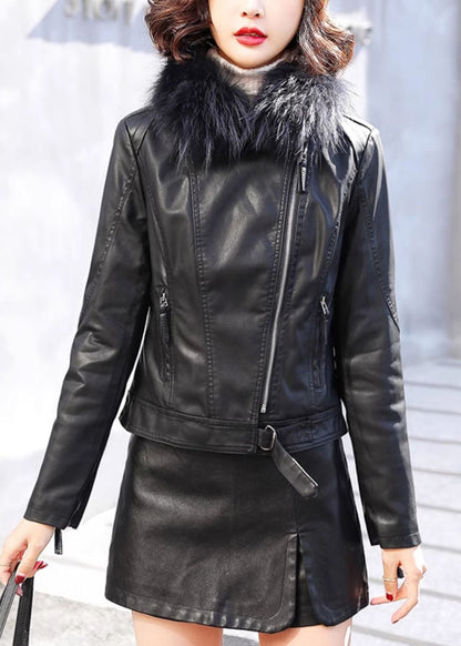 Well Tailored Jacket with a Graceful Silhouette
