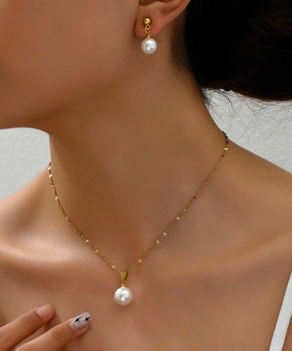 Stunning Gold Set for Daily Wear