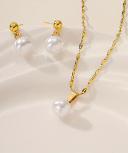 Stunning Gold Set for Daily Wear
