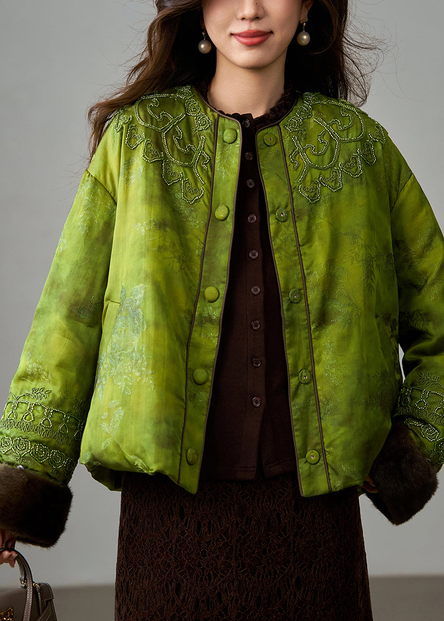 Beautifully Finished Coat in a Timeless Design