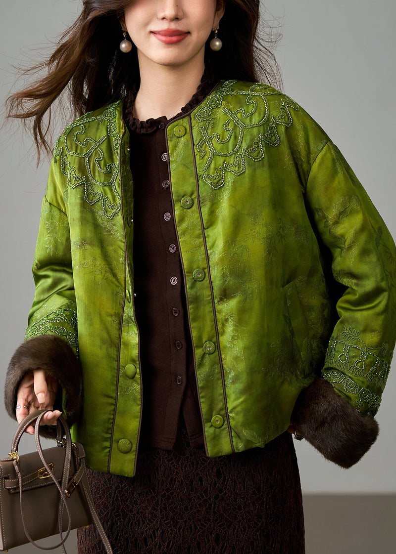 Beautifully Finished Coat in a Timeless Design